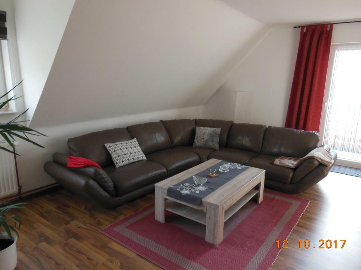 Ferienwohnung E.F. Schaper ชตัดท์โอลเดนดอร์ฟ ภายนอก รูปภาพ